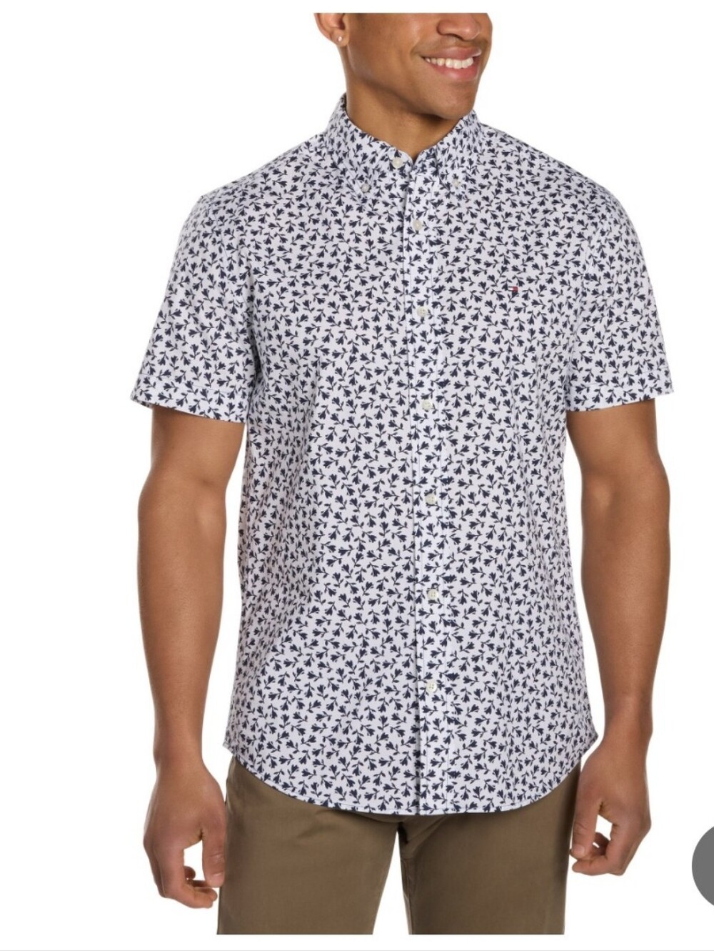 (6)Tommy Hilfiger Men's  Short-Sleeve  Button-Down Shirt